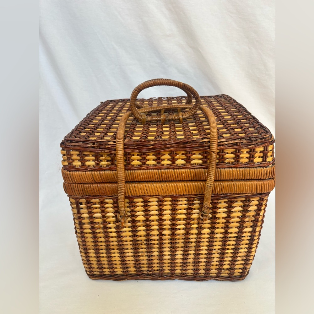 Woven Wicker Picnic Basket with Handles. 13x11x11” - Picture 12 of 13